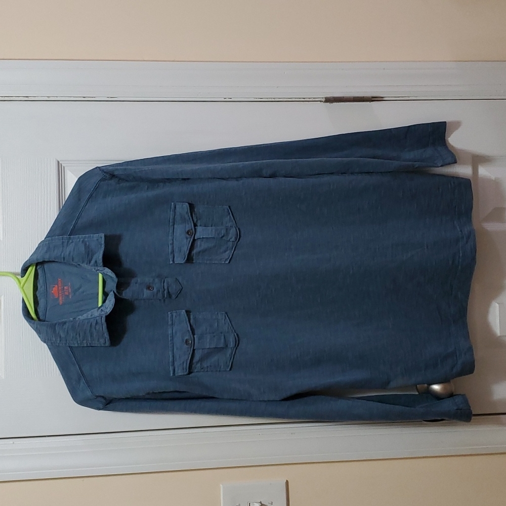 Men's shirt